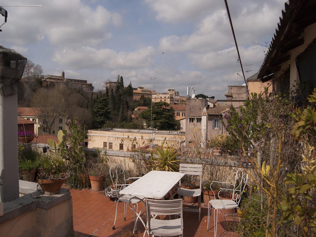 Apartamento Over The Tiber Loft Roma Exterior foto