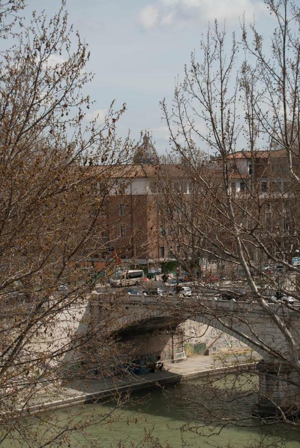 Apartamento Over The Tiber Loft Roma Exterior foto